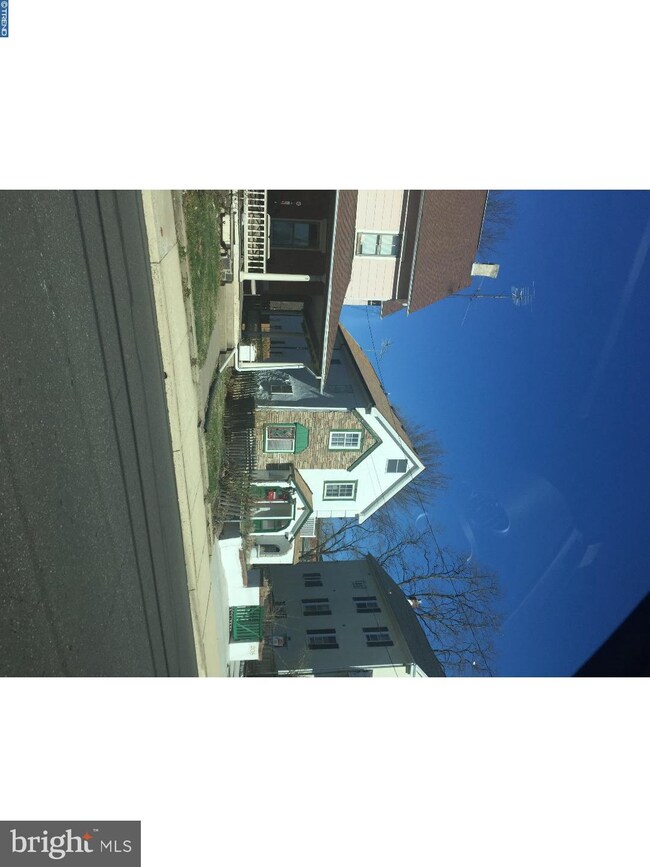 208 S 5th St, Perkasie, PA 18944 - photo 5