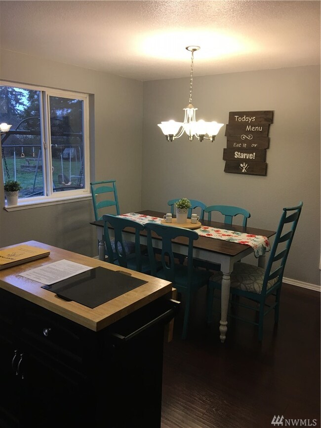 8540 Sweet Clover Dr SE, Yelm, WA 98597 - photo 5