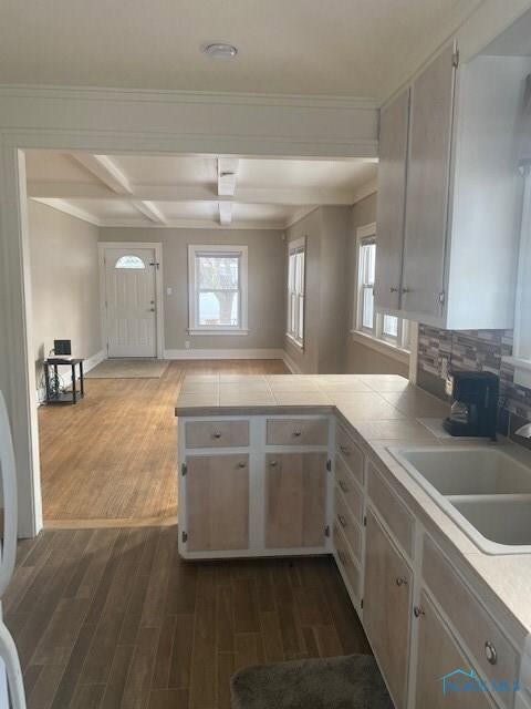 2052 Barrows St, Toledo, OH 43613 - photo 3