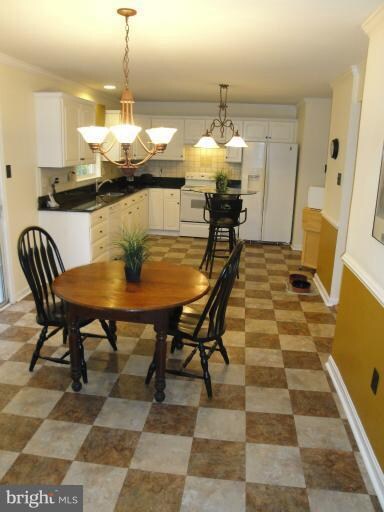 9501 Midaro Ct, Nottingham, MD 21236 - photo 7