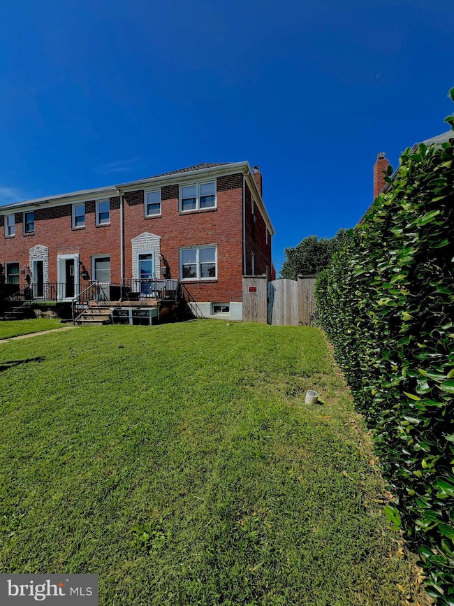 44 S Hawthorne Rd, Middle River, MD 21220 - photo 3