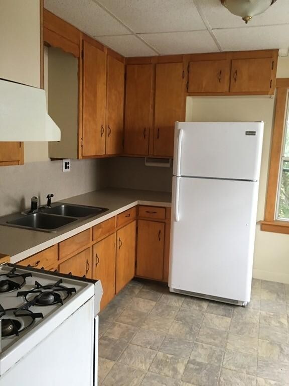 115 Plain St unit 2, Fall River, MA 02723 - photo 5