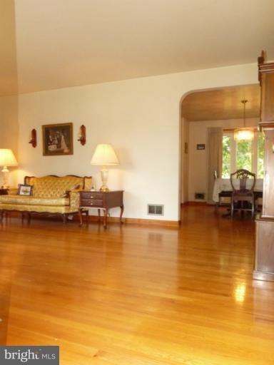 503 Oak Grove Rd, Linthicum Heights, MD 21090 - photo 4