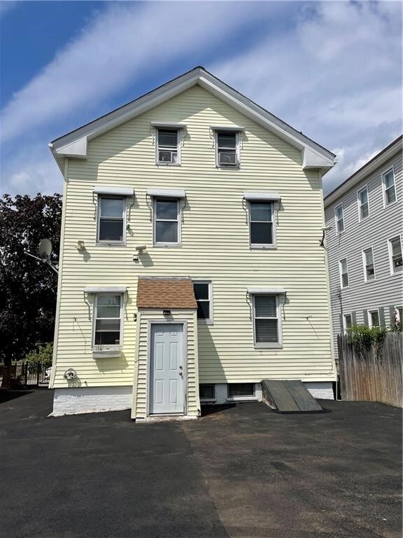 37 Flora St unit 1, Providence, RI 02904 - photo 2