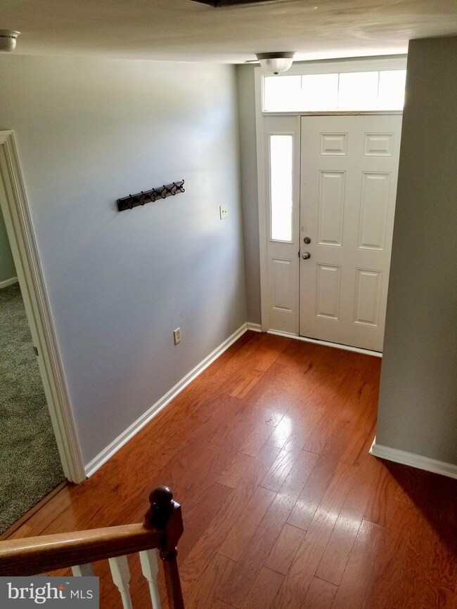 53 Battalion Ct, Bunker Hill, WV 25413 - photo 4