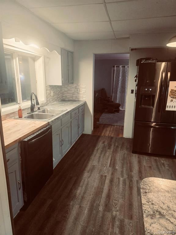 323 N Bankson St, Saint Louis, MI 48880 - photo 3