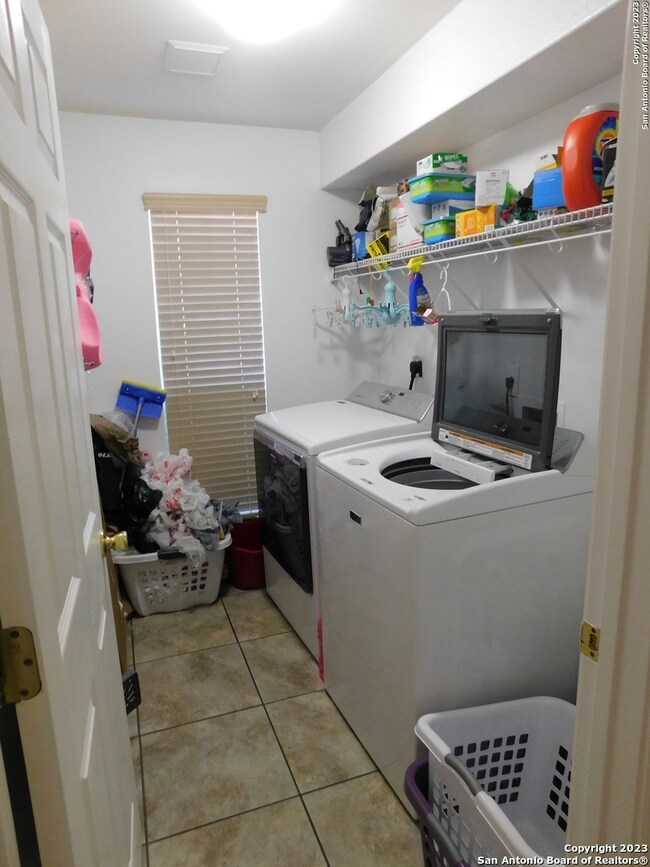 10102 Wildhorse Pkwy, San Antonio, TX 78254 - photo 7