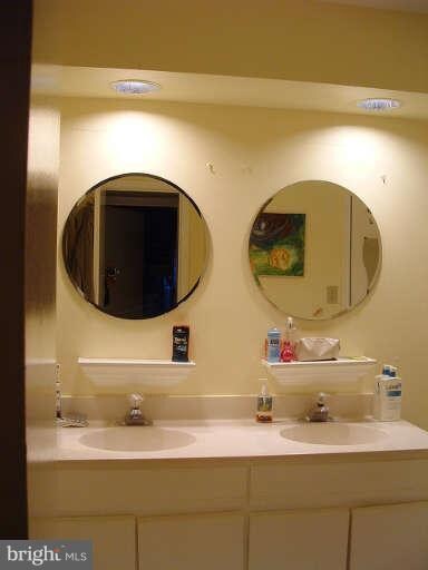 13611 Sir Thomas Way unit 1B14, Silver Spring, MD 20904 - photo 5