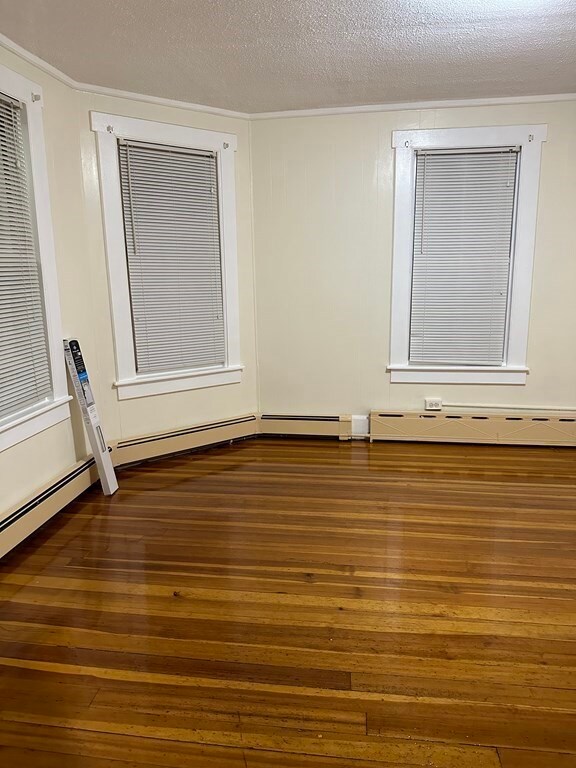 254 Tyler St unit 1, Springfield, MA 01109 - photo 2