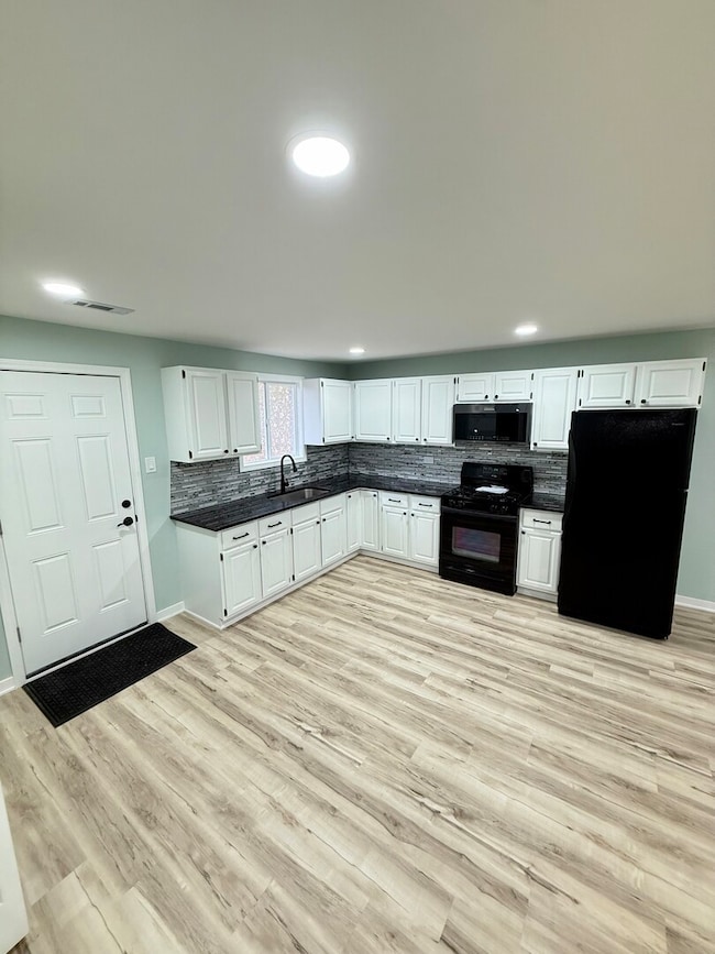 210 Mantua St, Park Forest, IL 60466 - photo 4