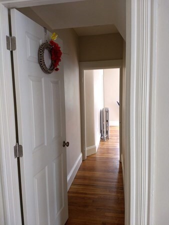 107 Chestnut St unit 2, Waltham, MA 02453 - photo 3