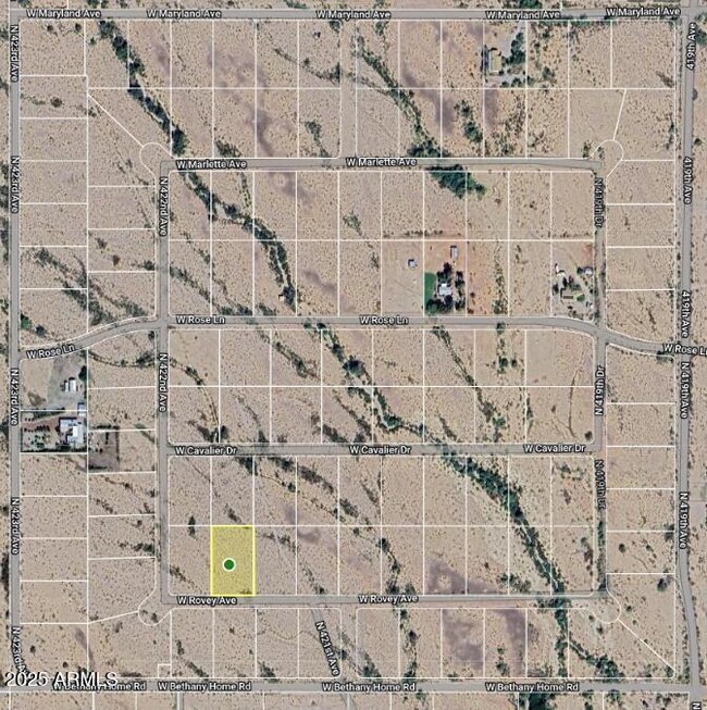 W Bethany Home Road, 779