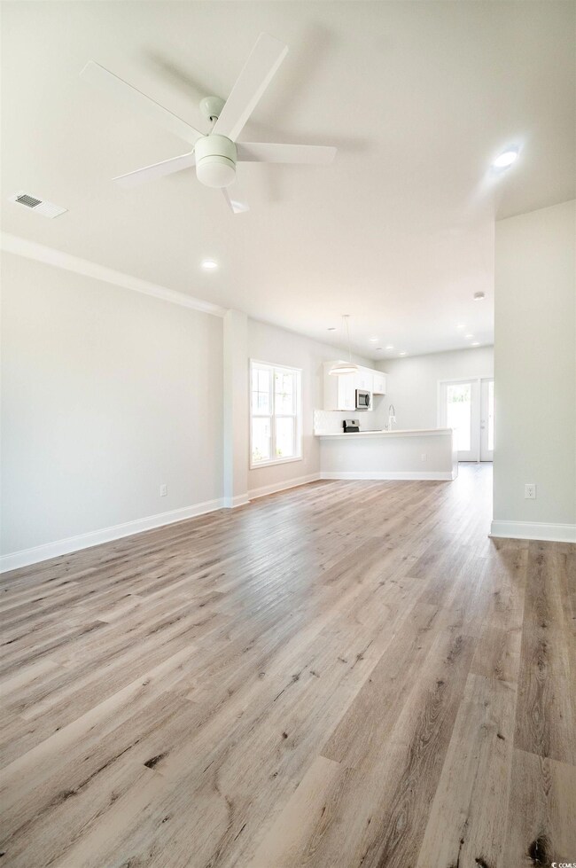 821 Maxine Ct unit 2D, Myrtle Beach, SC 29577 - photo 6