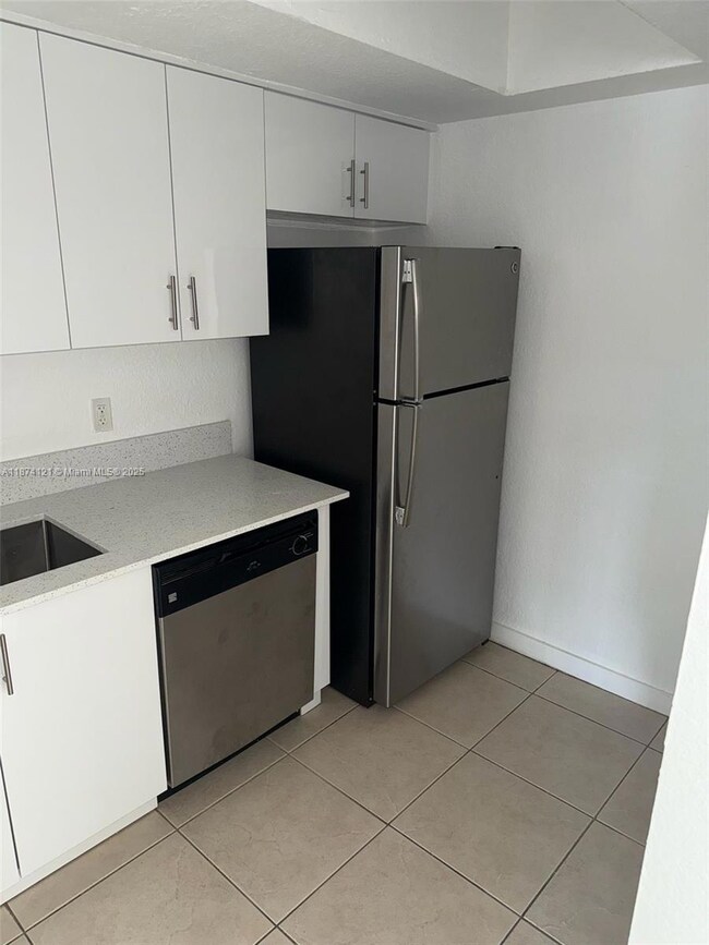 13700 NE 6th Ave unit 213, North Miami, FL 33161 - photo 4