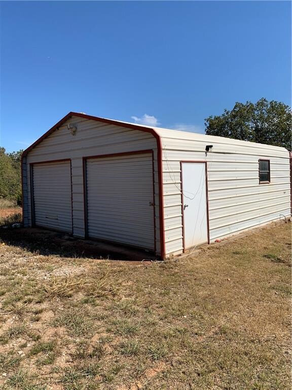 24475 Gaddy Rd, Tecumseh, OK 74873 - photo 2