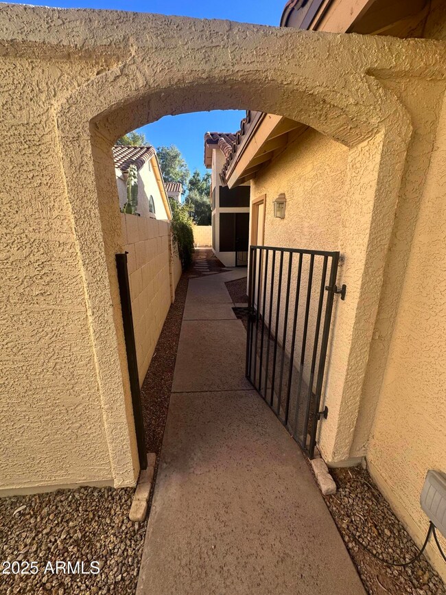 85 W Ranch Rd, Tempe, AZ 85284 - photo 2