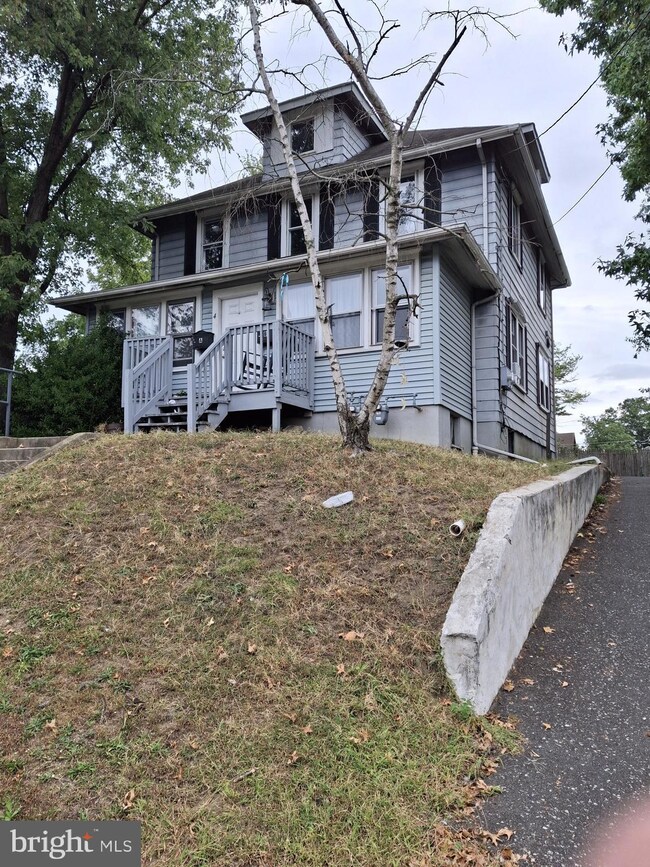 4 Pacific Ave, Collingswood, NJ 08108 - photo 2