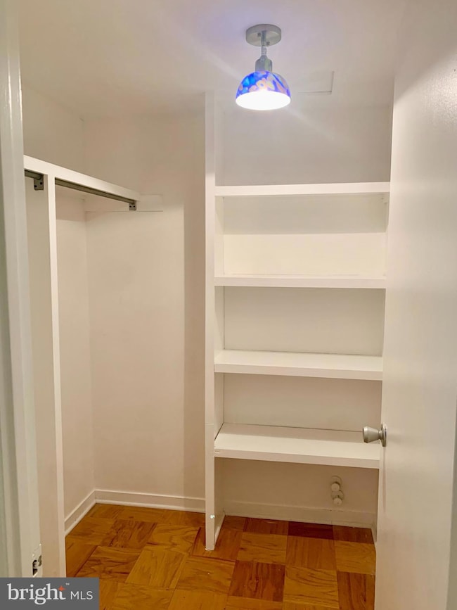 12 Stonehenge Cir unit 1, Pikesville, MD 21208 - photo 5