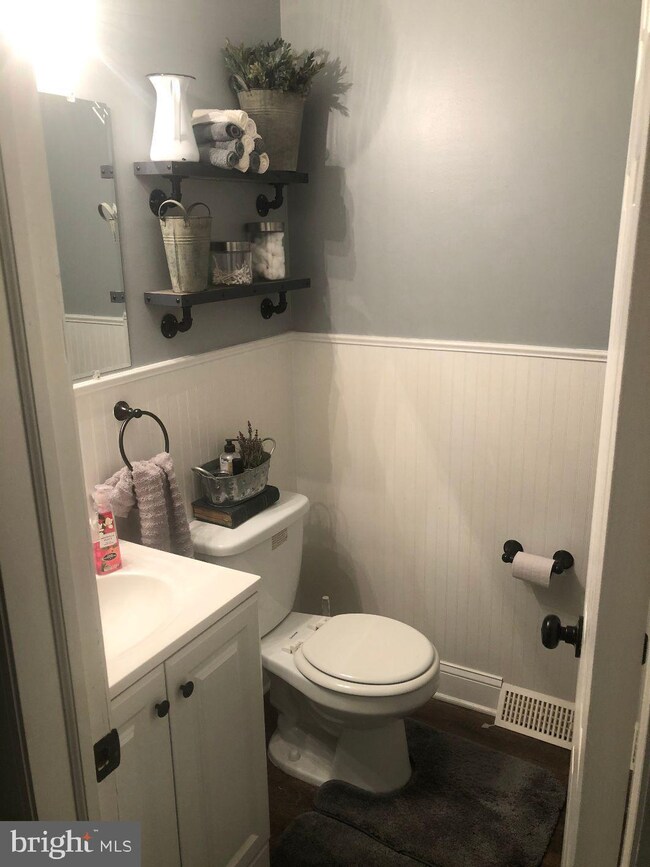 1036 Magnolia Rd unit A, Vineland, NJ 08360 - photo 5