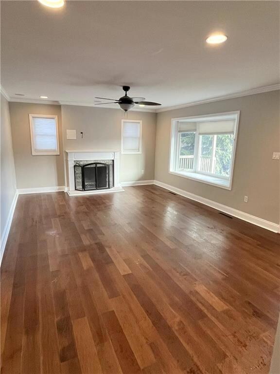 Living Rm Fire Place