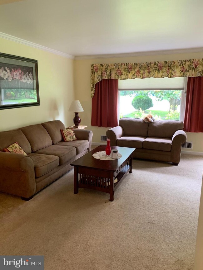 5900 Hanna Rd, Sykesville, MD 21784 - photo 3