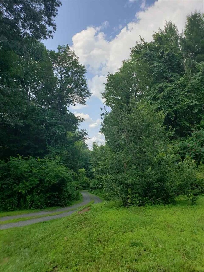 2 Apple Hill Rd, West Chesterfield, NH 03466 - photo 5