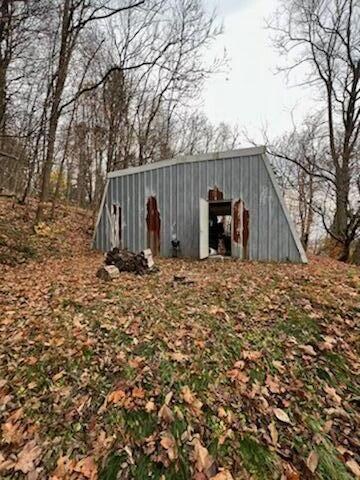 710 East St, Danville, OH 43014 - photo 5