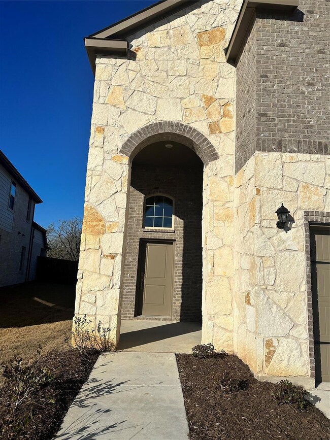 3938 Oak Creek Cir, Denison, TX 75020 - photo 5