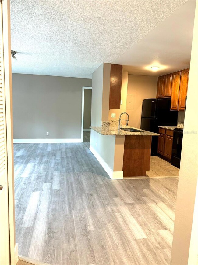 6064 Westgate Dr unit 103, Orlando, FL 32835 - photo 5