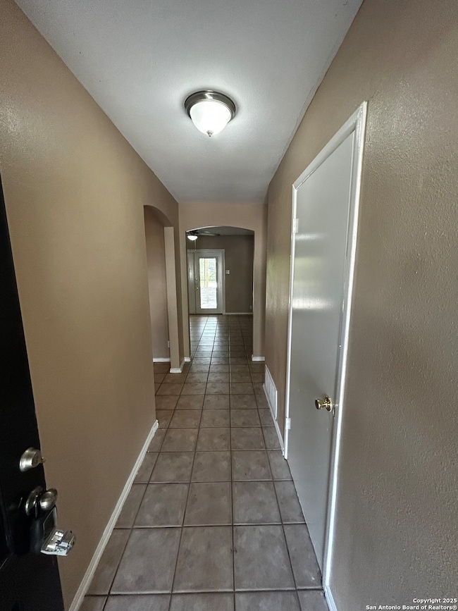 1826 Laven Dr, San Antonio, TX 78228 - photo 3