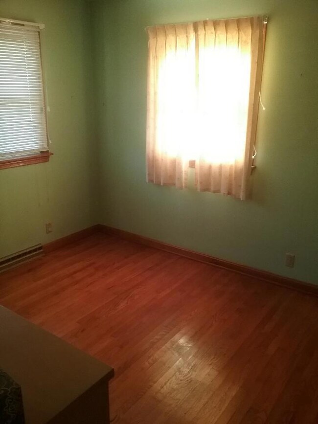 1133 Jefferson St, Bucyrus, OH 44820 - photo 3