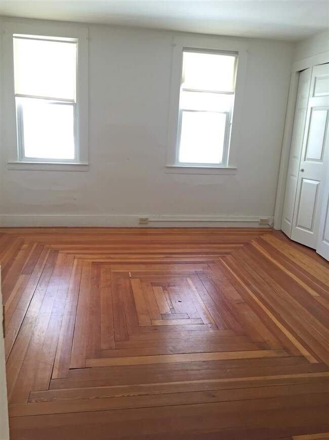 328 Main St, Somersworth, NH 03878 - photo 4