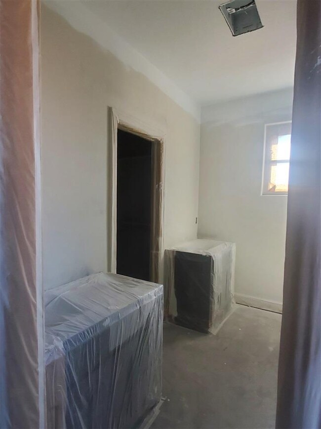 613 NW Creekside Dr, Cache, OK 73527 - photo 5