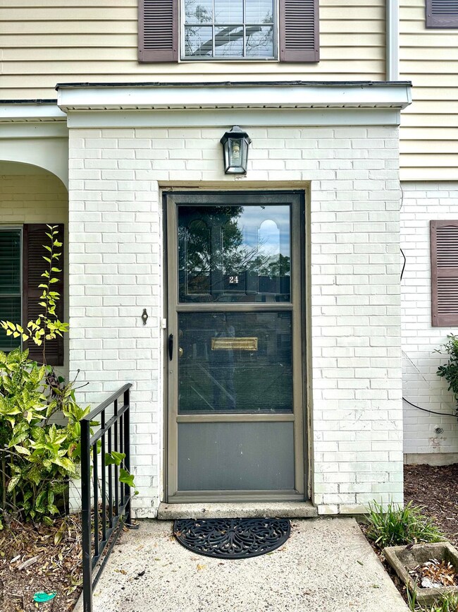 2846 Walton Way unit 24, Augusta, GA 30909 - photo 2