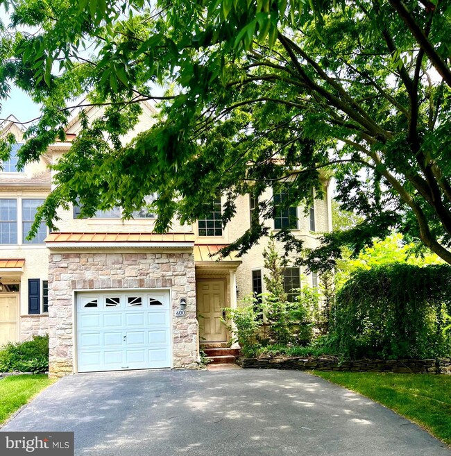 400 Barefield Ln, Conshohocken, PA 19428 - photo 2