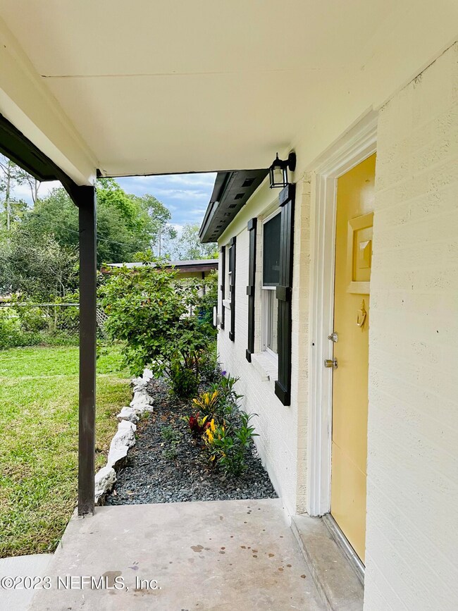 11123 Key Haven Blvd, Jacksonville, FL 32218 - photo 4