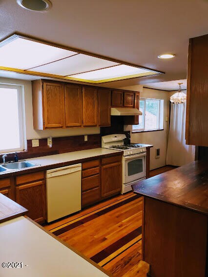 3411 SE Fleet Ave, Lincoln City, OR 97367 - photo 7