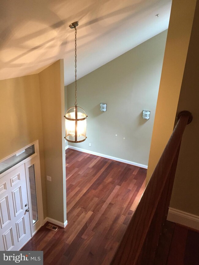 2711 Woodlake Rd, Bowie, MD 20721 - photo 2