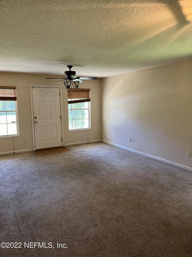 7087 Oakwood Dr, Jacksonville, FL 32211 - photo 3