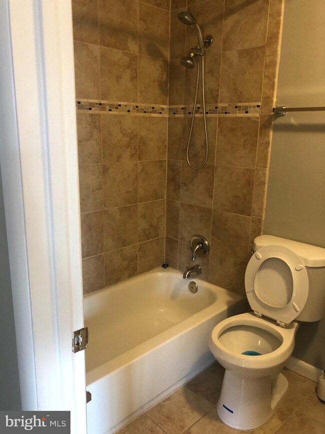 813 Clovis Ave, Capitol Heights, MD 20743 - photo 6