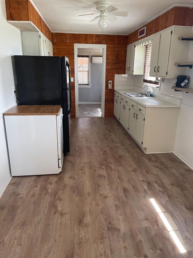 11853 Bohon Rd, Harrodsburg, KY 40330 - photo 6