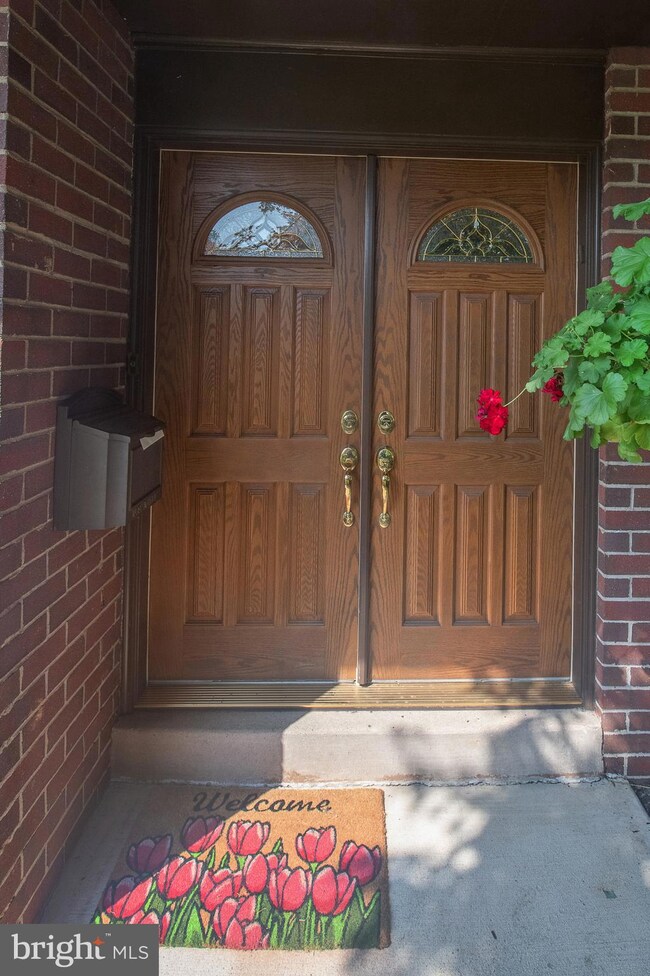 2512 Selwyn Dr, Broomall, PA 19008 - photo 4