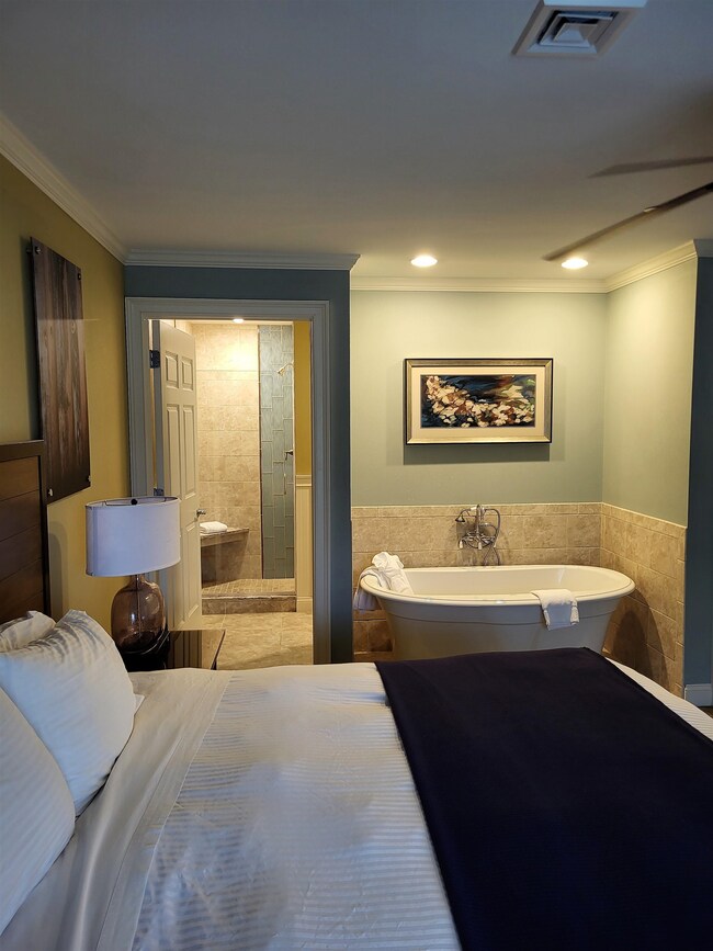 22 S Mountain Dr unit 401/403, Lincoln, NH 03251 - photo 4