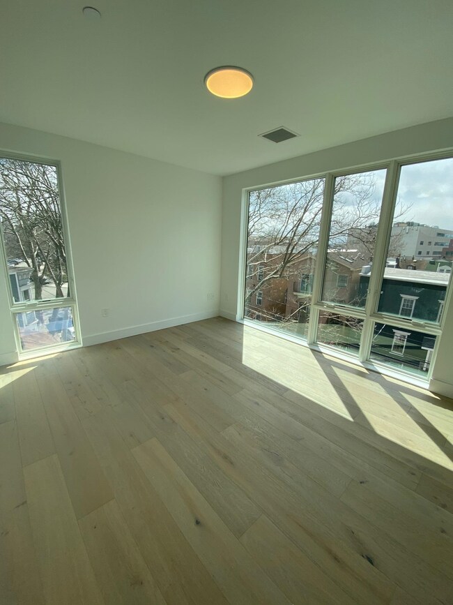 348 Baldwin Ave unit 409, Jersey City, NJ 07306 - photo 5