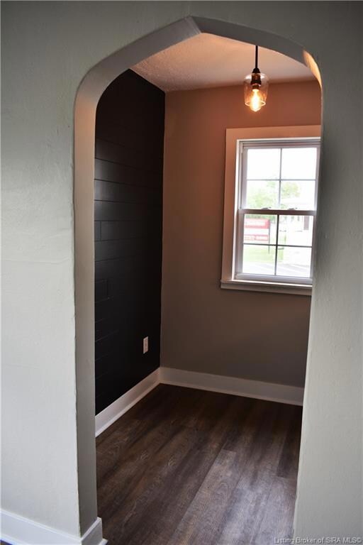 1014 E 10th St, Jeffersonville, IN 47130 - photo 6