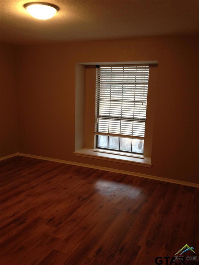 1602 1602 Timber Creek Dr, Tyler, TX 75703 - photo 6