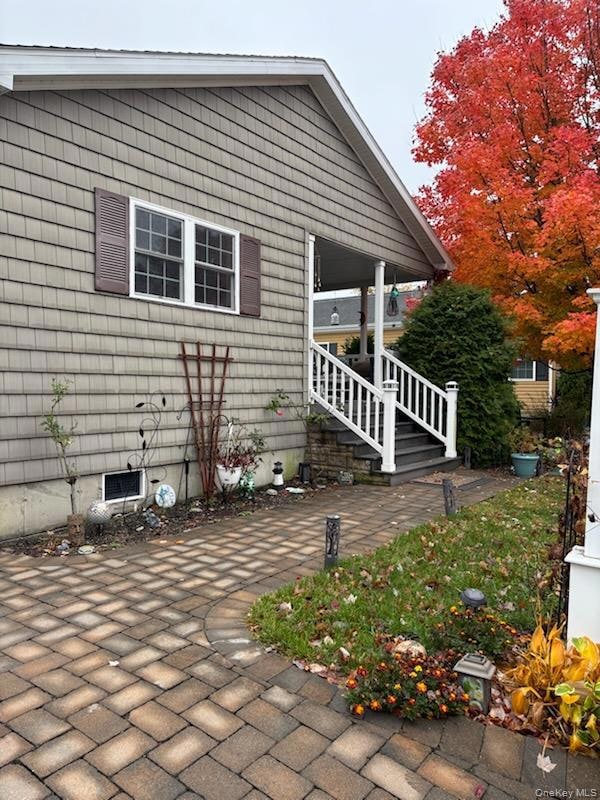 1661 Old Country Rd unit 539, Riverhead, NY 11901 - photo 3