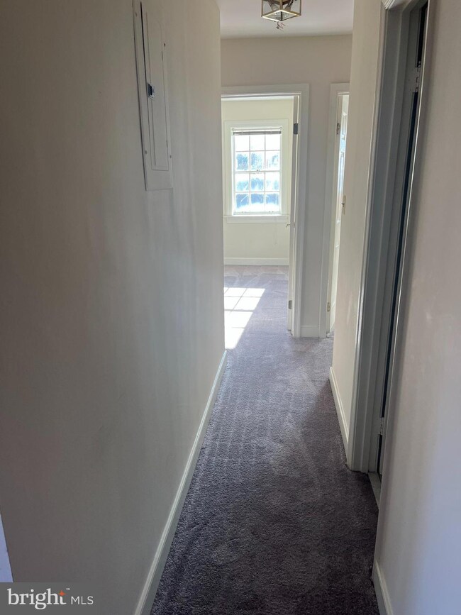 610 Madison St unit 204, Alexandria, VA 22314 - photo 6