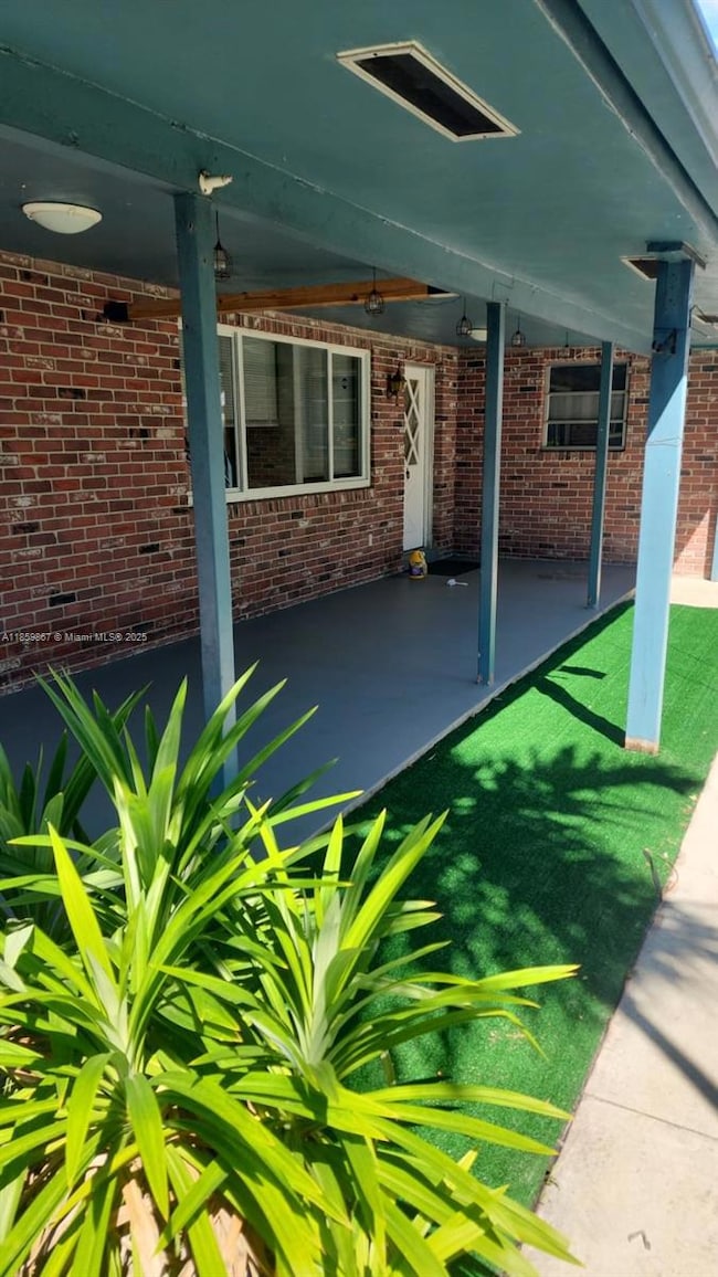 729 NE 6th St unit B, Hallandale Beach, FL 33009 - photo 7