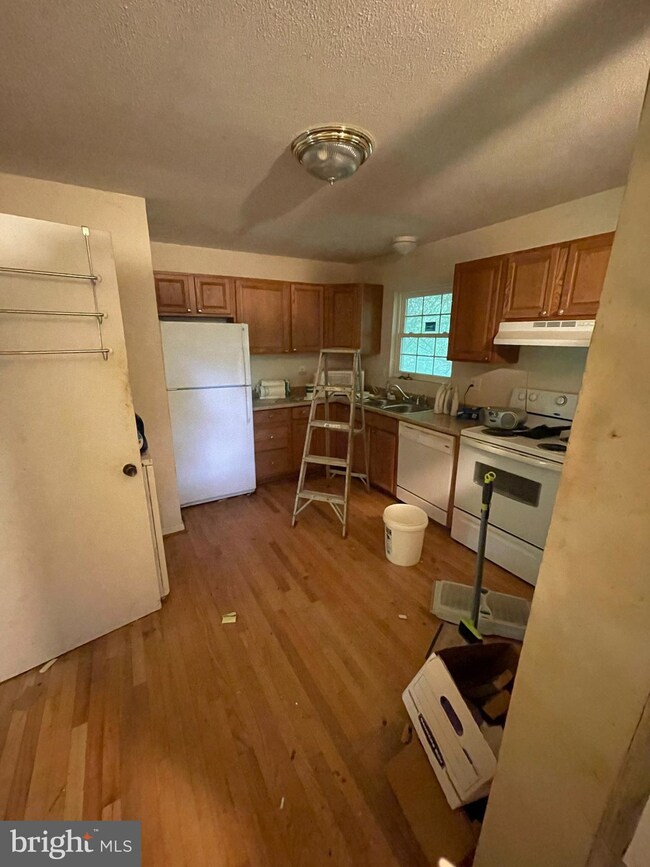 39229 John Mosby Hwy, Aldie, VA 20105 - photo 6